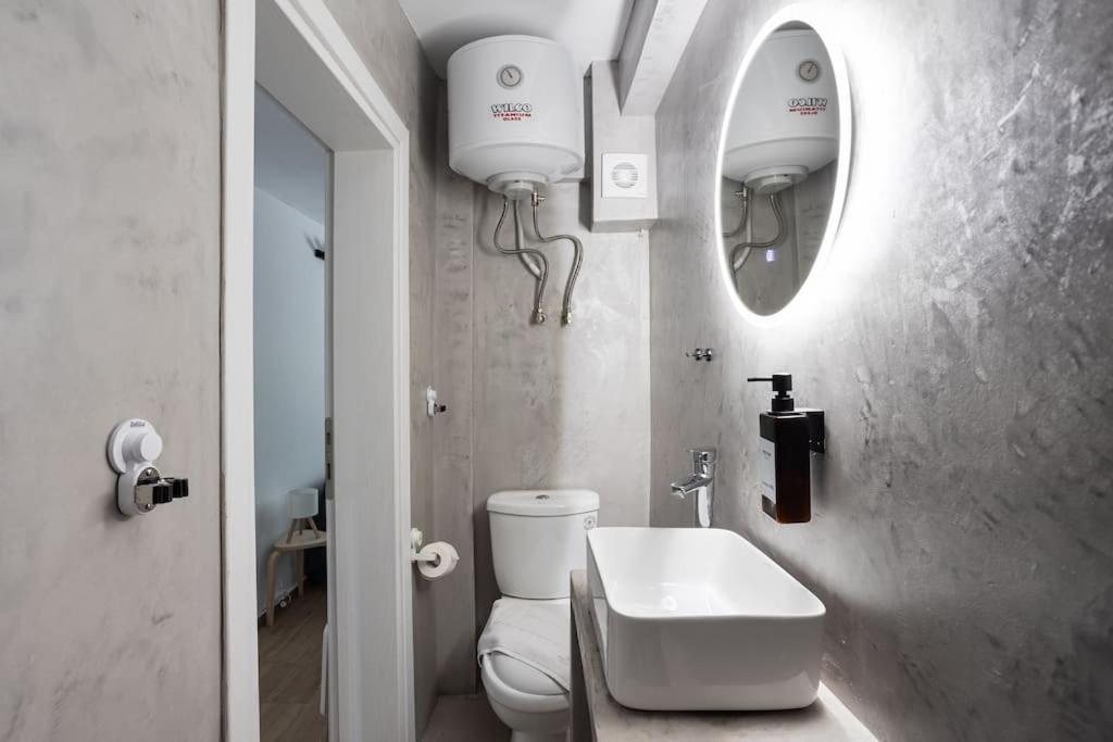 New City Studio In Tesalonika Bagian luar foto